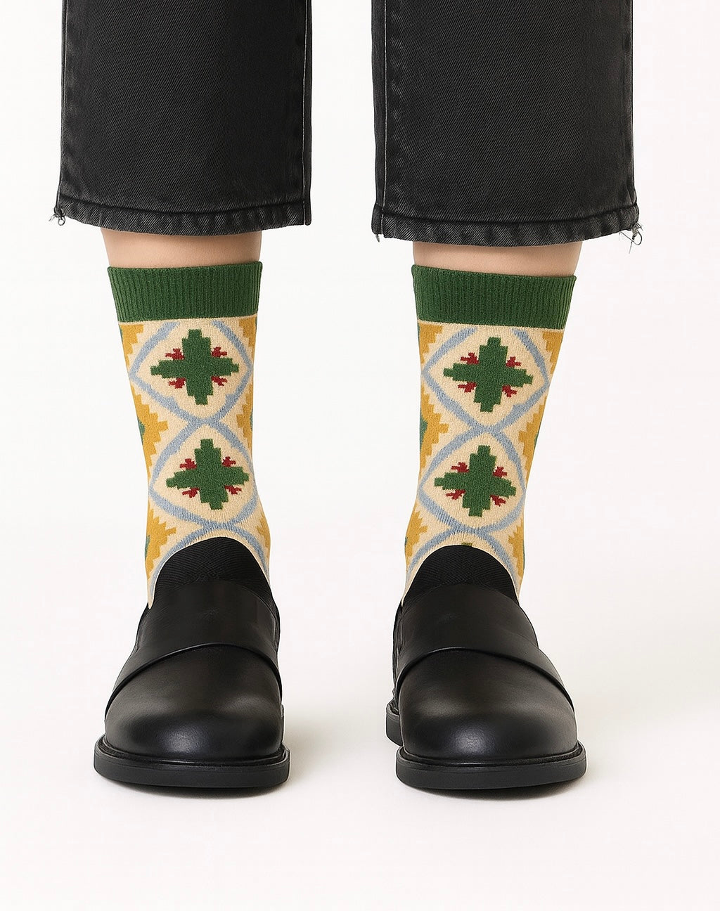 Chaussettes fun Atlas Spirit – Berbères Motifs géométriques crème et colorées, originales