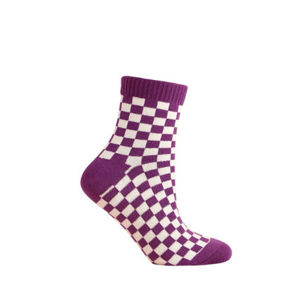 Chaussettes fun Checkmate Purple – Damier violet et blanc, streetwear et originales