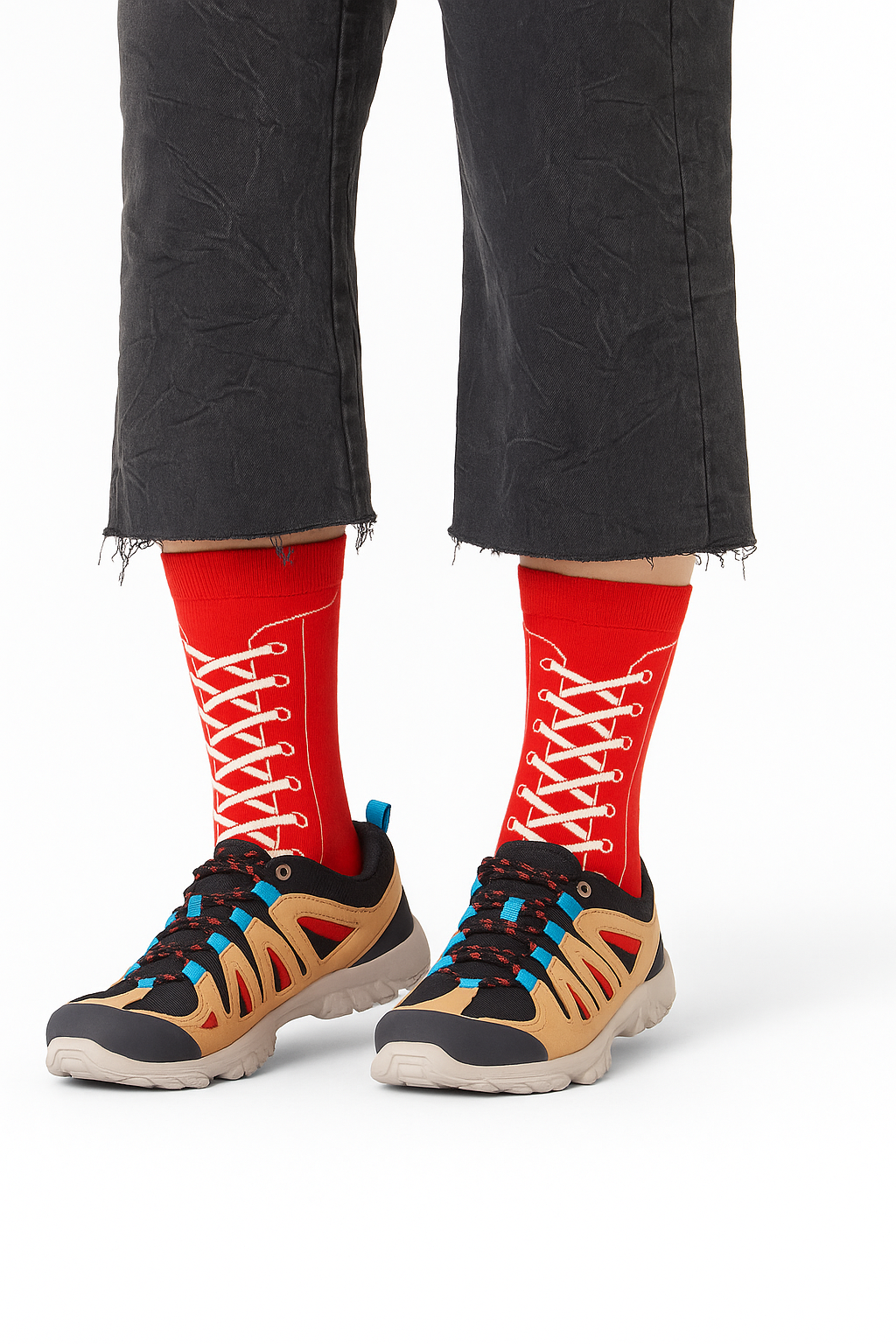 Chaussettes fun Crimson Lace Charm – Rouges style basket montante, lacets, streetwear et originales